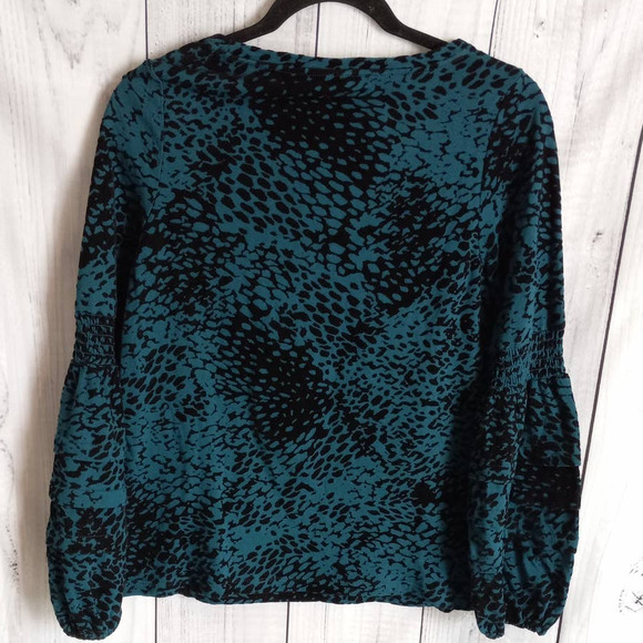 Chico's | Teal & Black Velvet Flocked Balloon Sleeve Knit Top - Picture 2 of 12